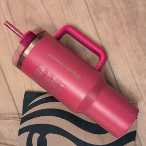 Berry shimmer matte gold Stanley Starbucks